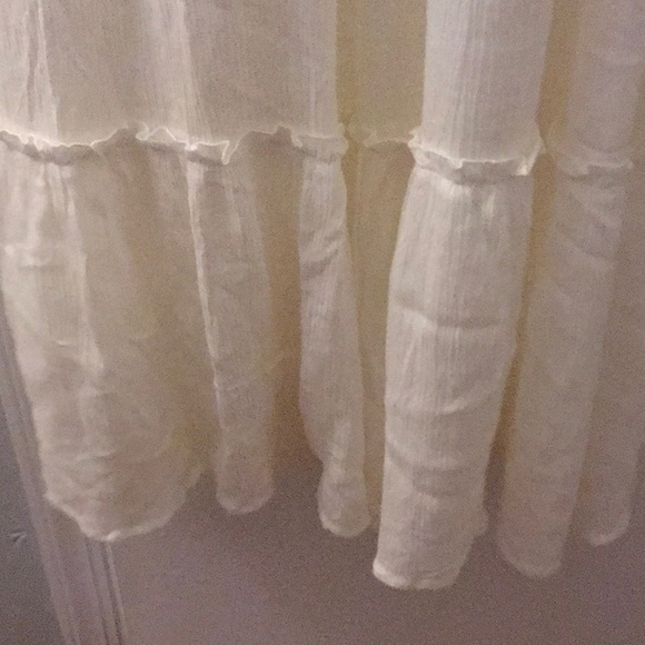 Brand new off white maxi dress with tags size small - Picture 4 of 5